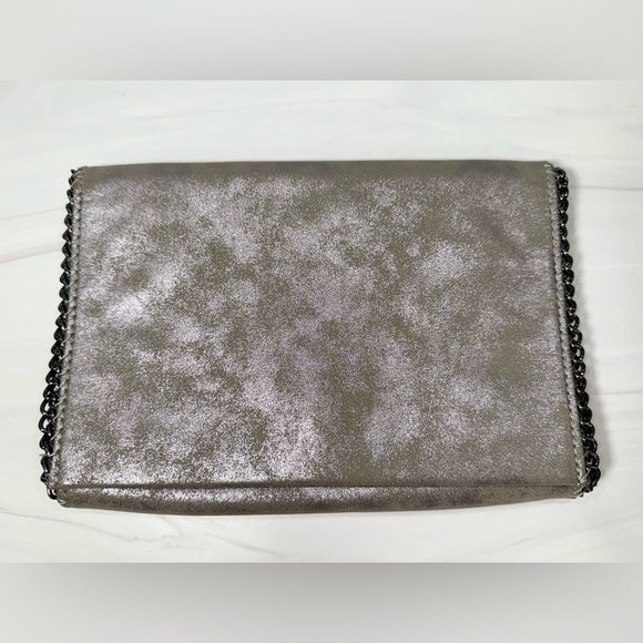 Chelsea 28 Silver Chain Whip Stitched Women's Clutch Crossbody Bag EUC - Picture 1 of 6
